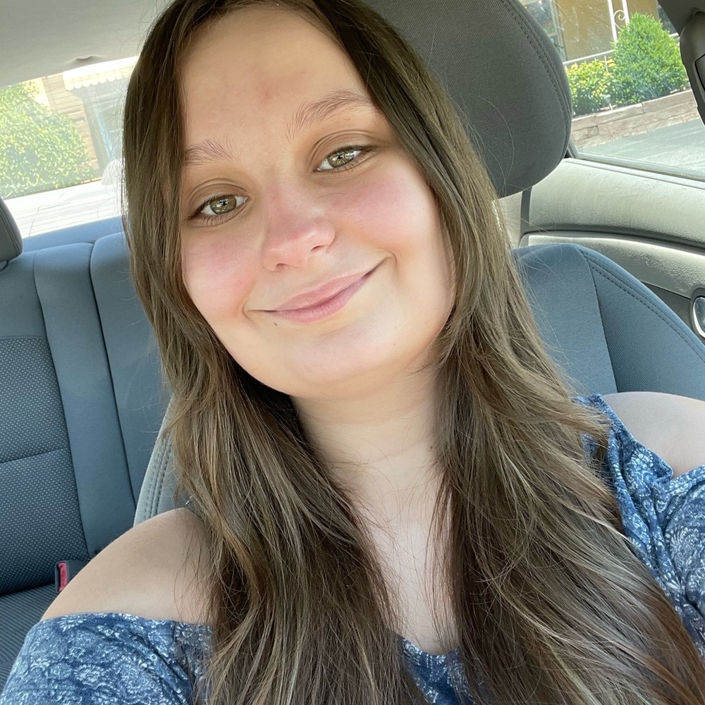 Meet your Posher, Brit